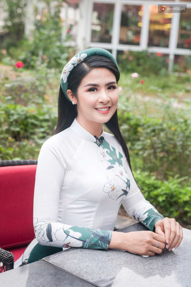 Hoa hậu Ngọc Hân: Nhiều người thắc mắc sao tôi chơi chung được với hai người ghét nhau Hoa hậu Ngọc Hân: Nhiều người thắc mắc sao tôi chơi chung được với hai người ghét nhau